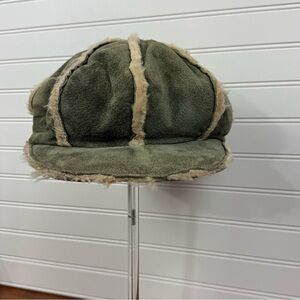 Wilson’s Leather women’s Shearling lined Suede green & cream Newsboy Cap. Size S
